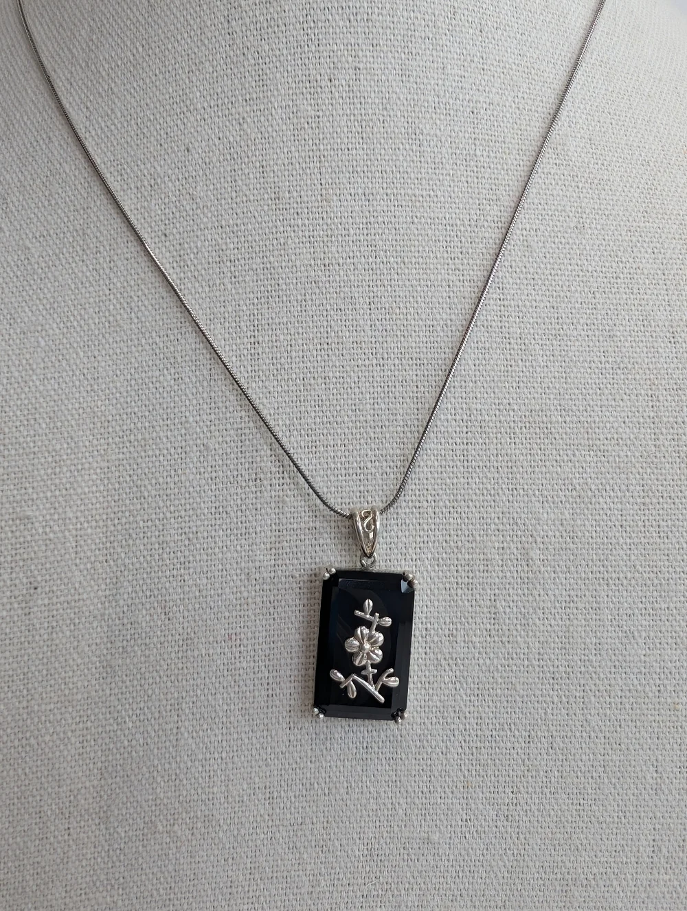 VTG 925 Sterling Silver Black Onyx Flower Pendant Rectangle Necklace Fine Jewelr